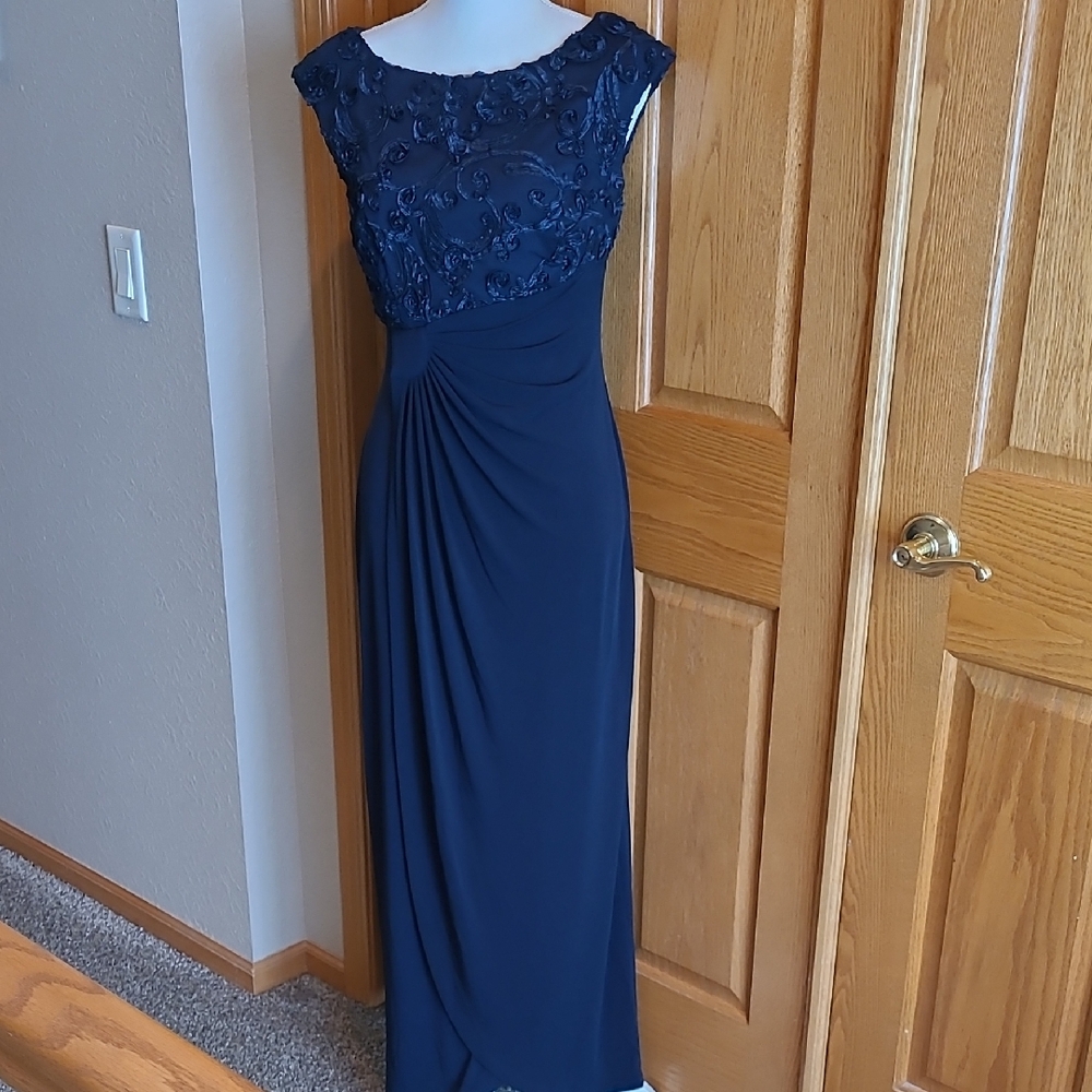 Connected Apparel Navy Blue Rosette Soutache Bodice Ruched Cocktail Dress Size 6